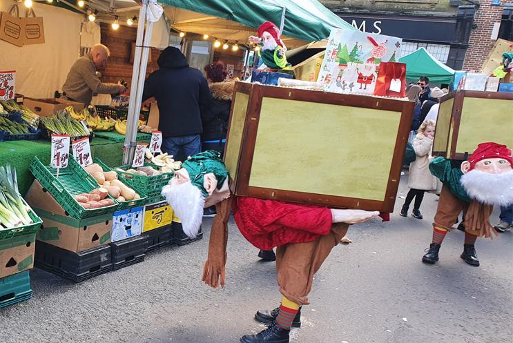 Elf at the market
